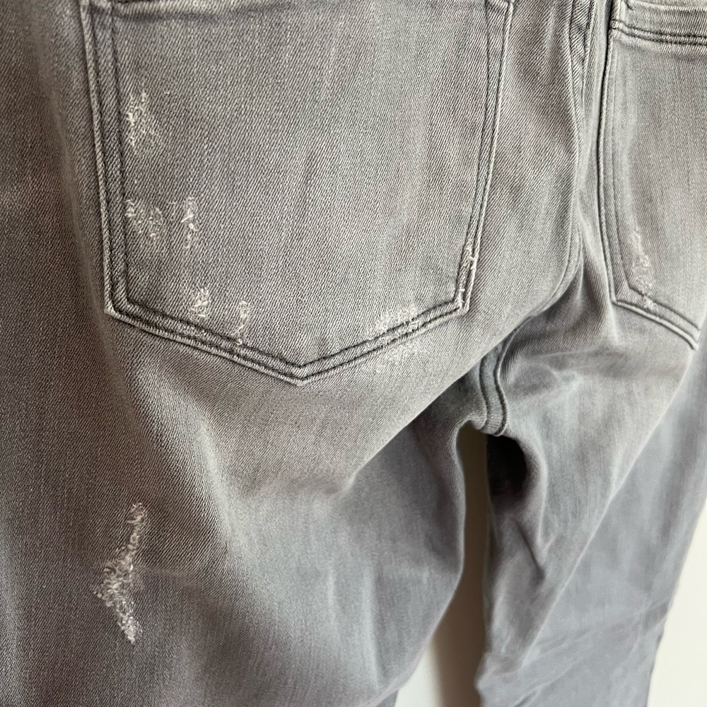 Express Gray Distressed Ripped Jeans - Picture 7 of 12